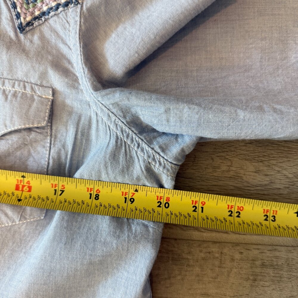 Ryan Micheal Chambray Shirt Large - Picture 10 of 11